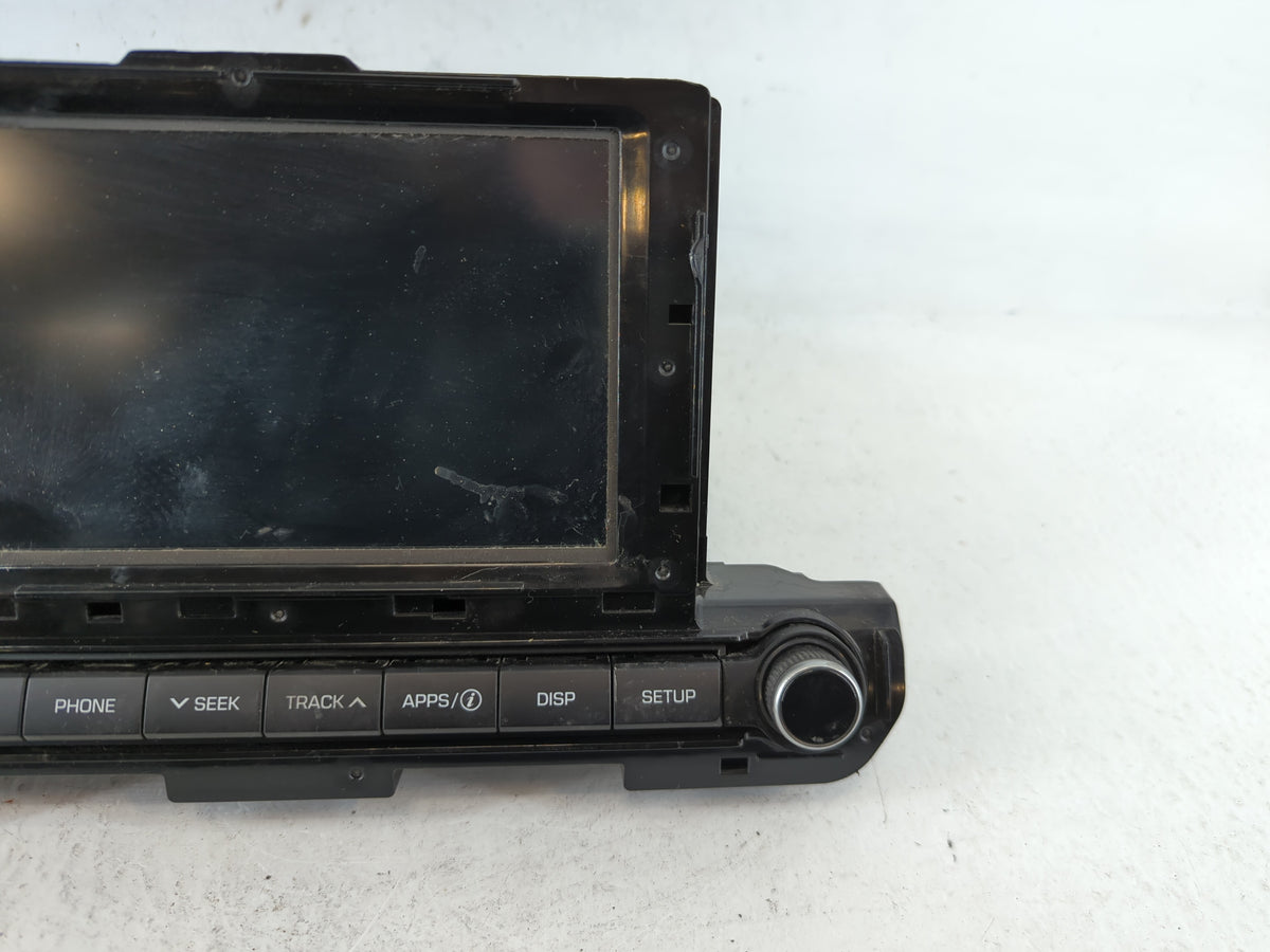 2017-2018 Hyundai Elantra Am Fm Cd Player Radio Receiver 720102 - Oemusedautoparts1.com