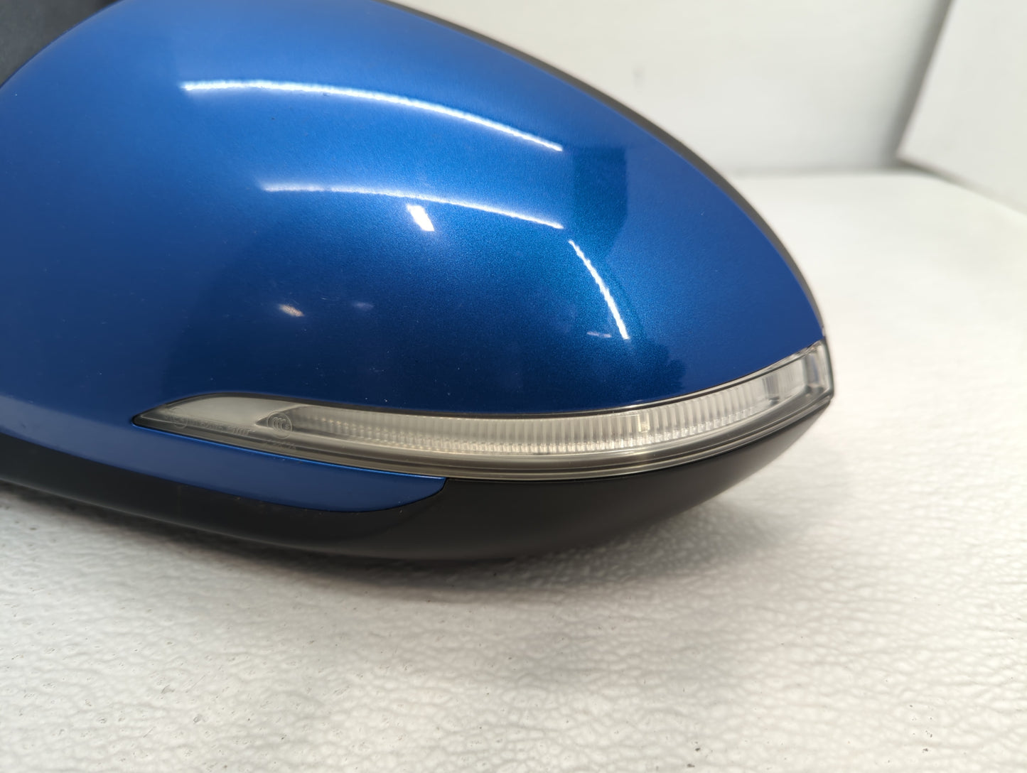 2017-2018 Hyundai Elantra Driver Side View Mirror - Left Door Mirror OEM Used - Oemusedautoparts1.com