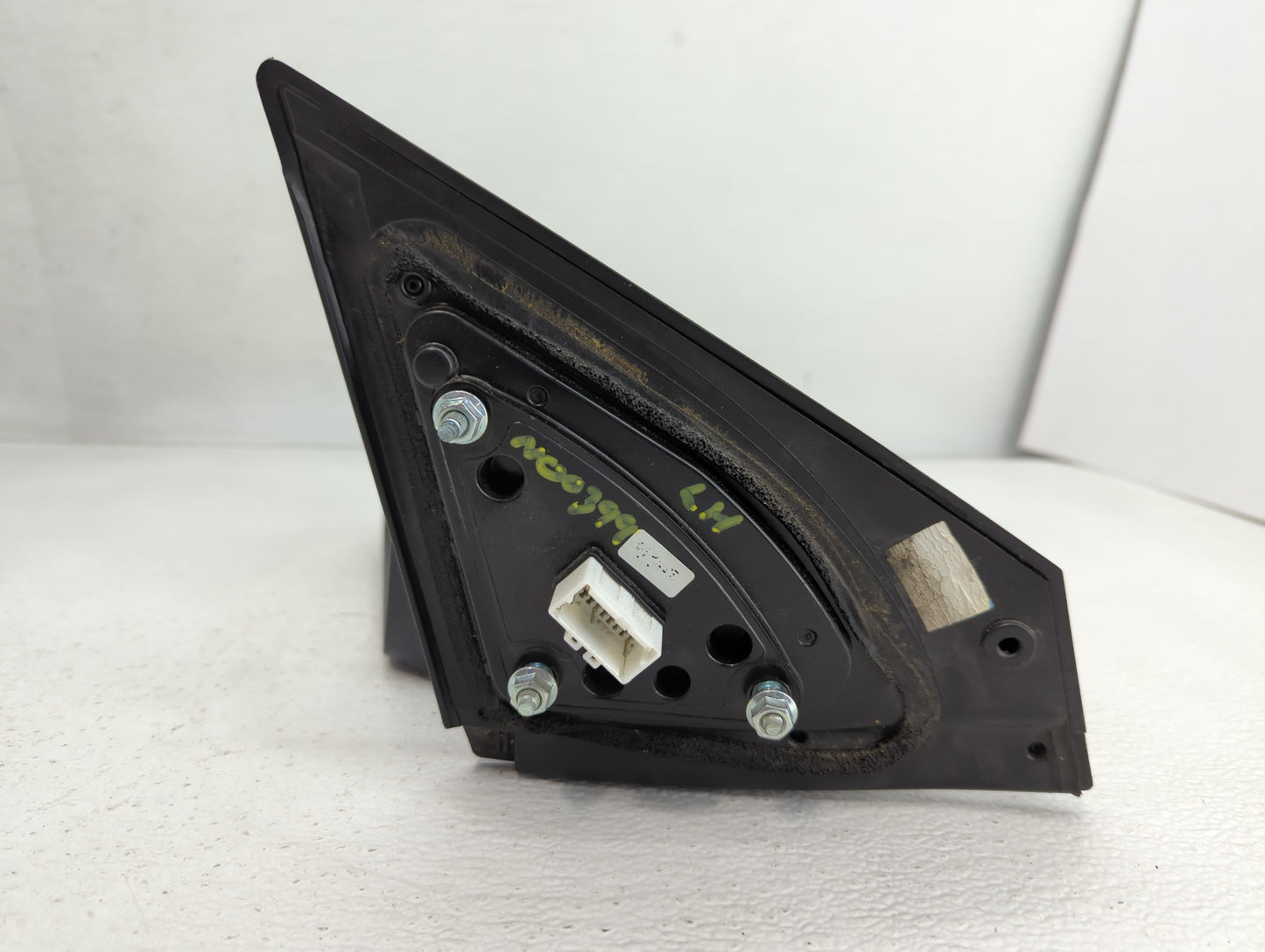 2017-2018 Hyundai Elantra Driver Side View Mirror - Left Door Mirror OEM Used - Oemusedautoparts1.com