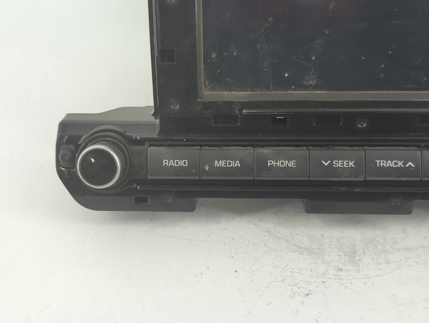 2017-2018 Hyundai Elantra Radio AM FM Cd Player Receiver Replacement P/N:96160-F2101UAT Fits Fits 2017 2018 OEM Used Auto Pa