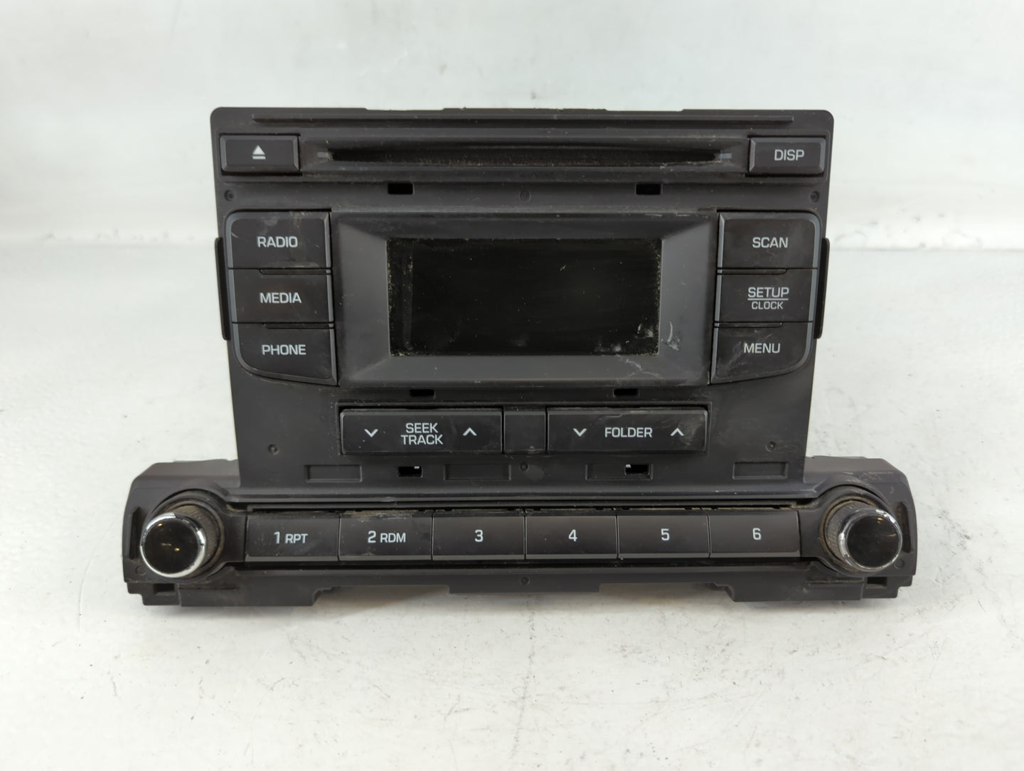 2017-2018 Hyundai Elantra Am Fm Cd Player Radio Receiver - Oemusedautoparts1.com
