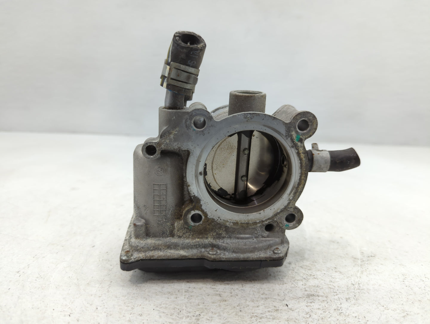 2017-2020 Hyundai Elantra Throttle Body P/N:35100-2B340 Fits Fits 2015 2016 2017 2018 2019 2020 2021 2022 OEM Used Auto Part