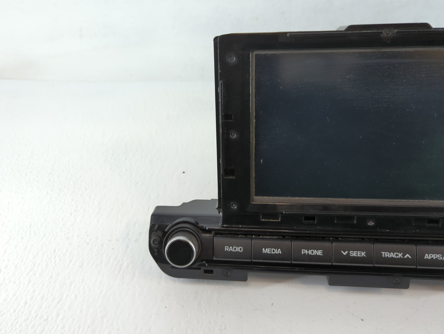 2017-2018 Hyundai Elantra Am Fm Cd Player Radio Receiver - Oemusedautoparts1.com
