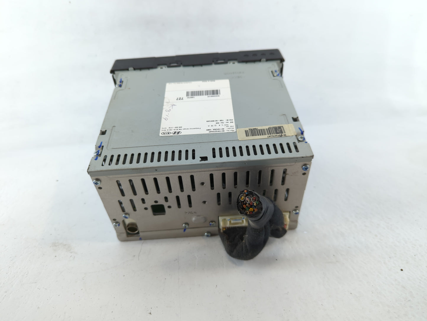 2017-2018 Hyundai Elantra Am Fm Cd Player Radio Receiver - Oemusedautoparts1.com