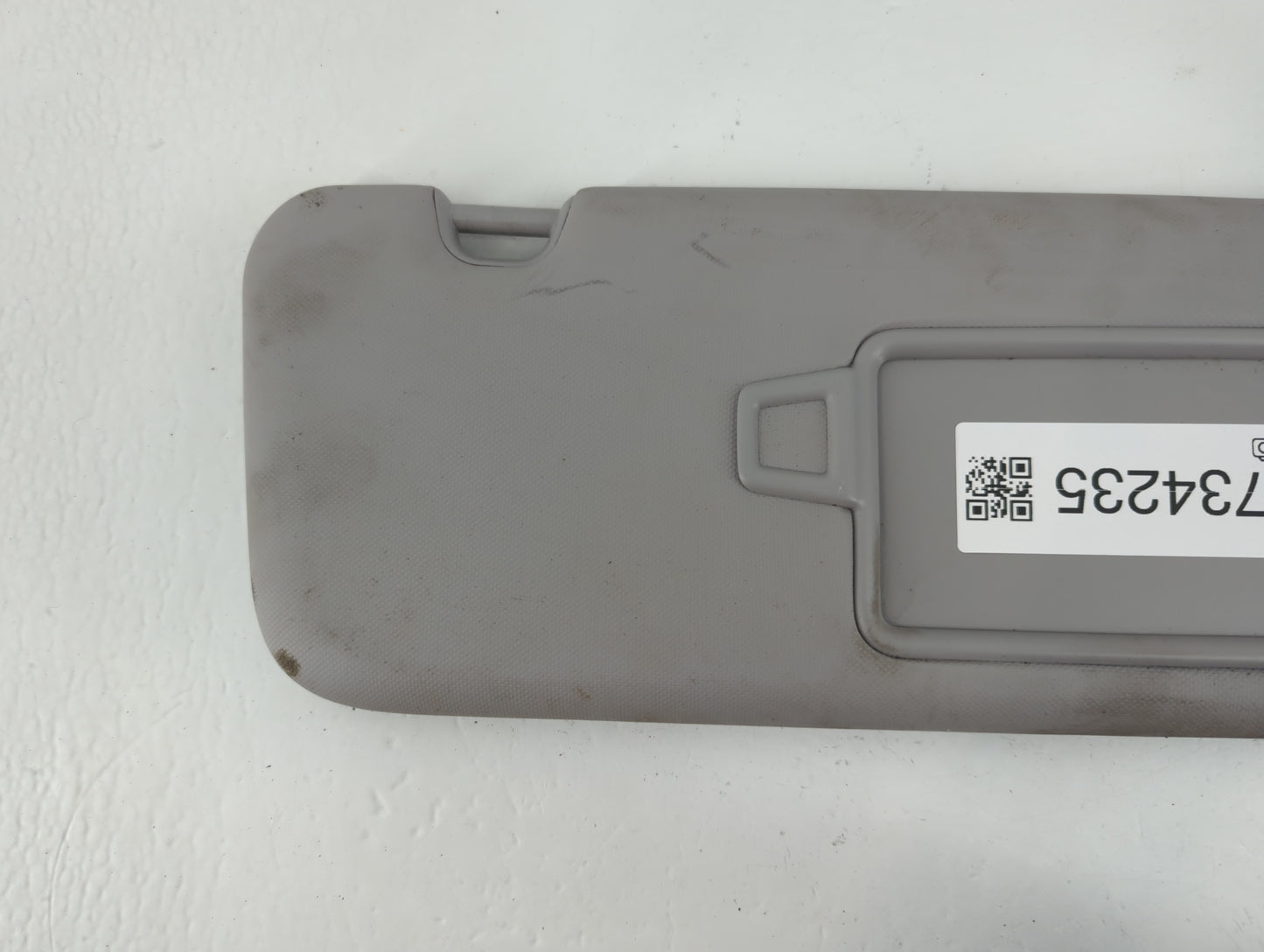 2017-2020 Hyundai Elantra Sun Visor Shade Replacement Passenger Right Mirror Fits Fits 2017 2018 2019 2020 OEM Used Auto Par