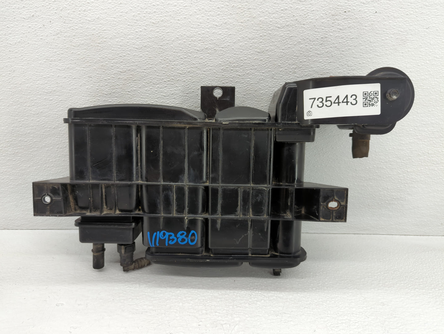 2018 Hyundai Elantra Fuel Vapor Charcoal Canister 735443 - Oemusedautoparts1.com