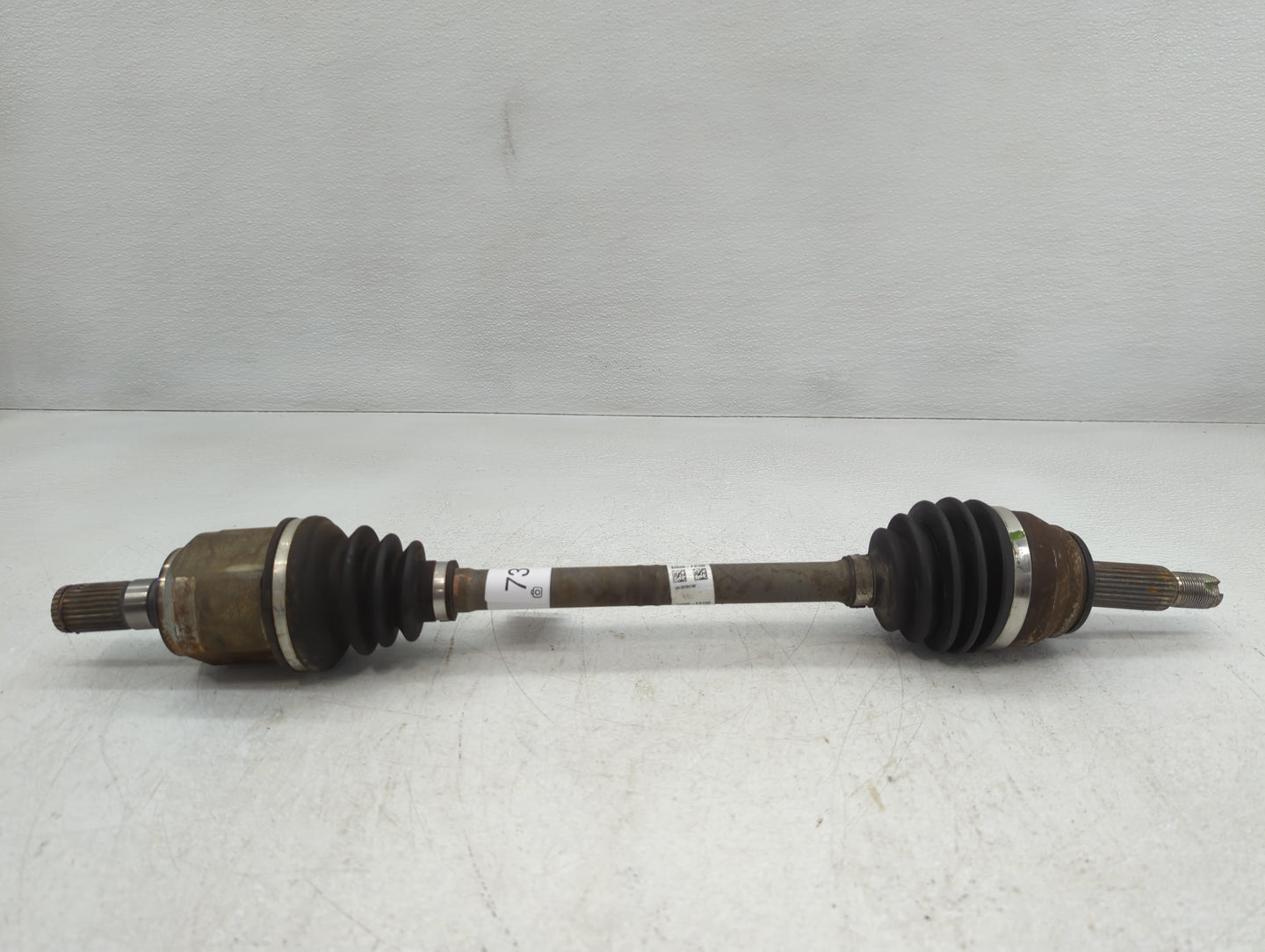 2017-2020 Hyundai Elantra Axle Shaft Front Driver Cv C/v - Oemusedautoparts1.com