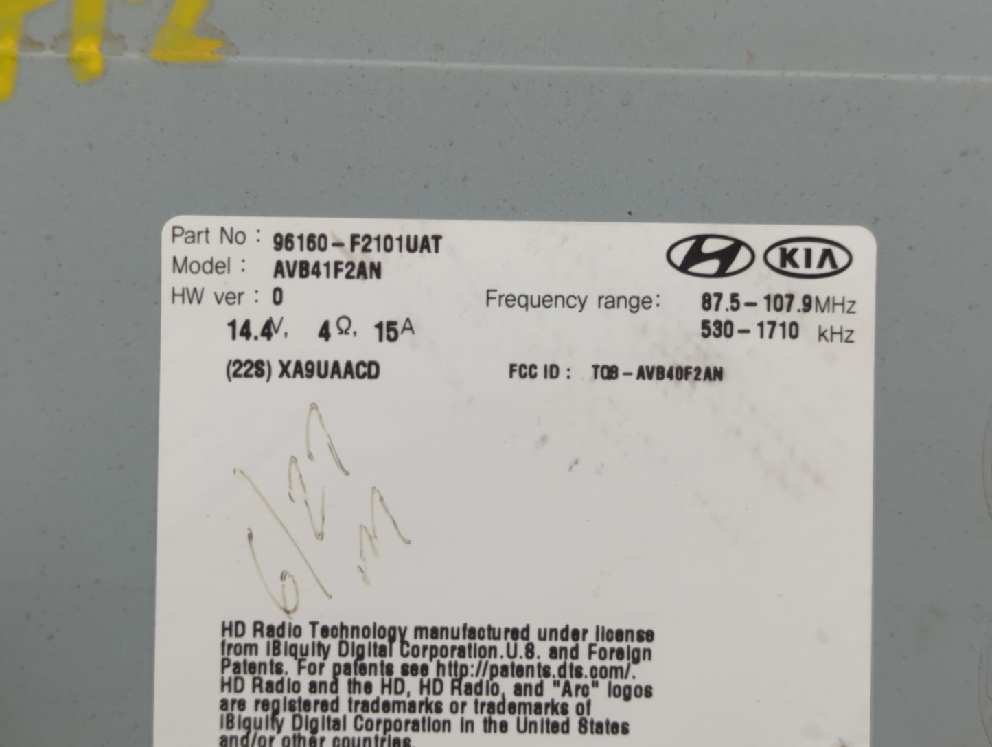 2017-2018 Hyundai Elantra Radio AM FM Cd Player Receiver Replacement P/N:96160-F2101UAT Fits Fits 2017 2018 OEM Used Auto Pa
