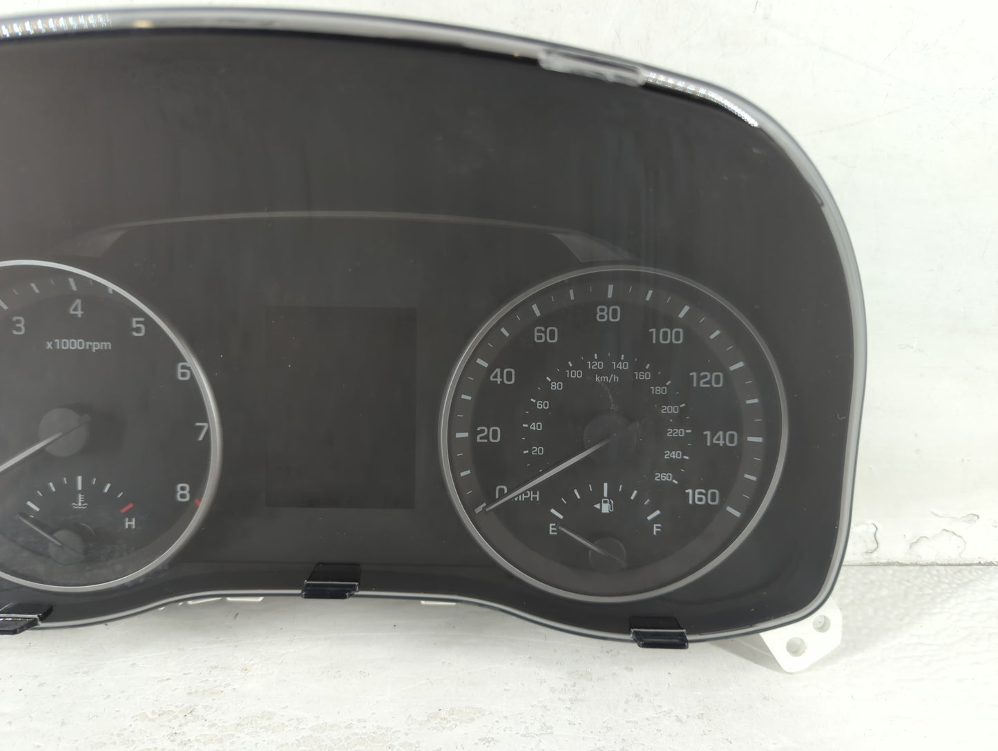 2017-2018 Hyundai Elantra Instrument Cluster Speedometer Gauges P/N:TN157590-14901H 94001-F3011 Fits Fits 2017 2018 OEM Used