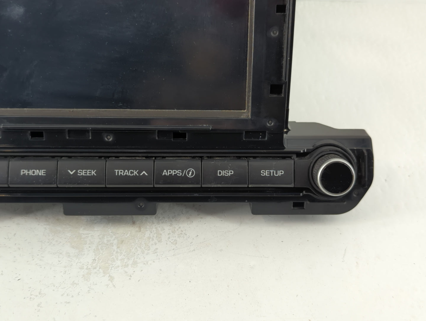 2017-2018 Hyundai Elantra Am Fm Cd Player Radio Receiver - Oemusedautoparts1.com