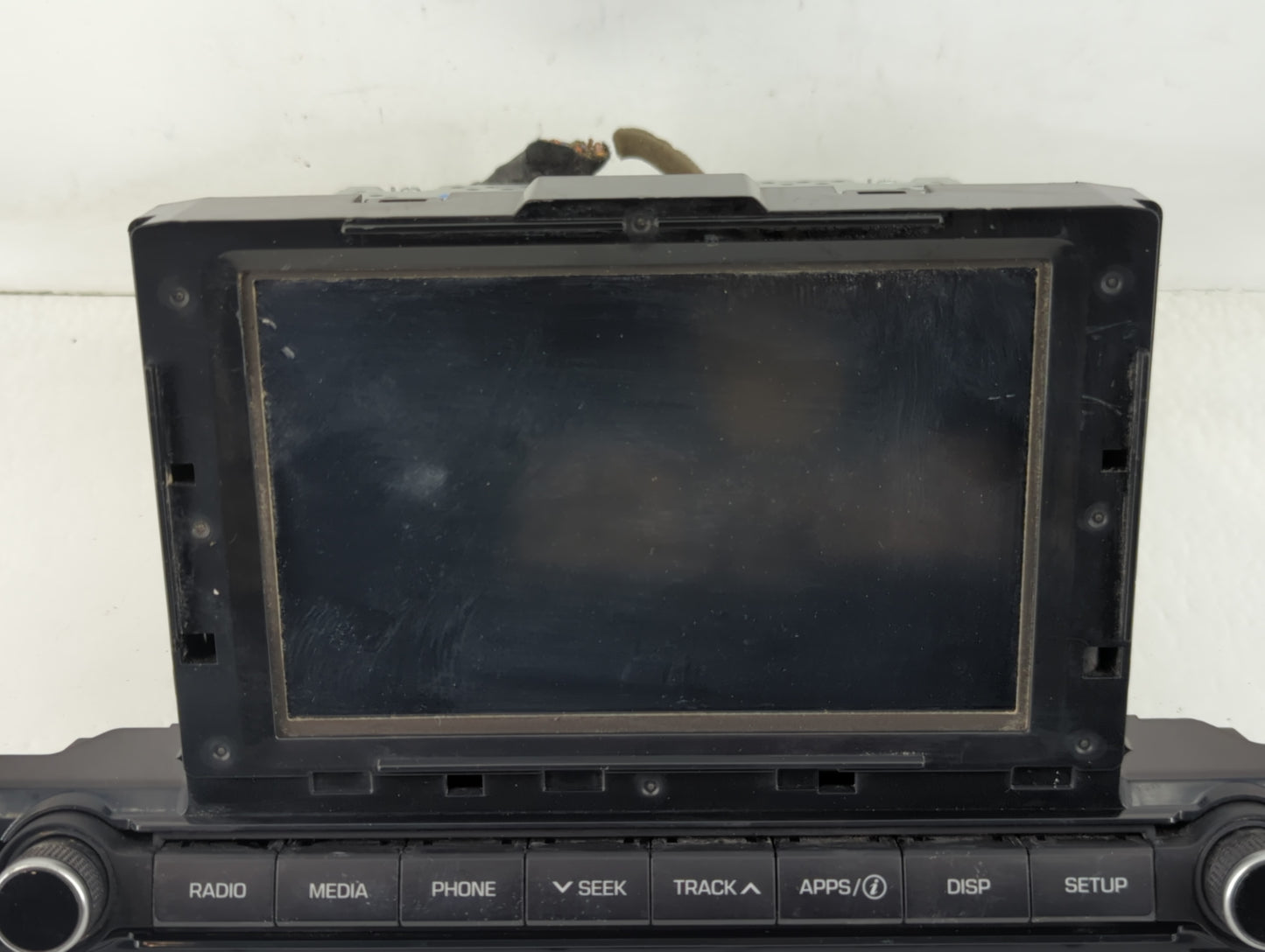 2017-2018 Hyundai Elantra Am Fm Cd Player Radio Receiver - Oemusedautoparts1.com