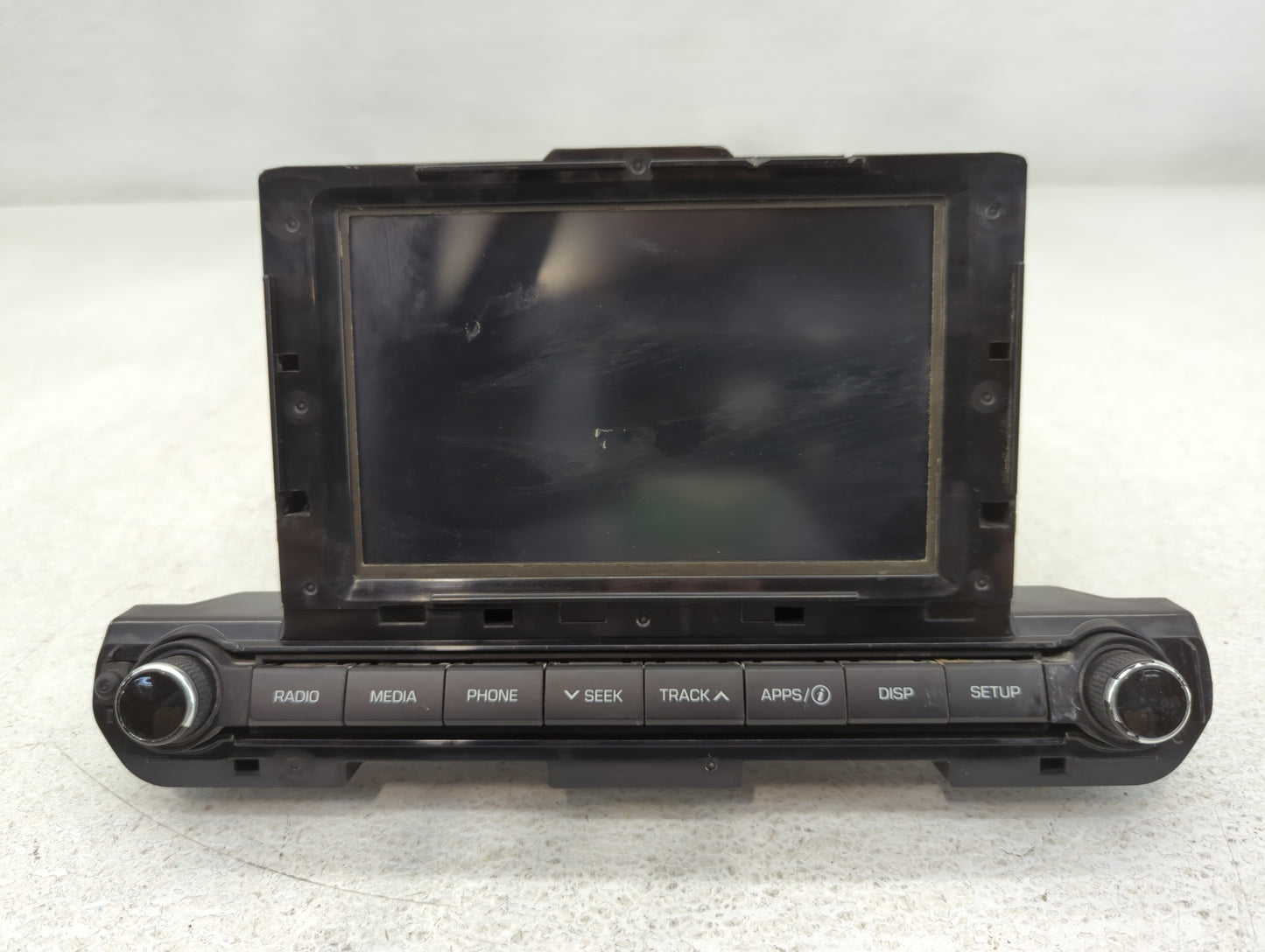 2017-2018 Hyundai Elantra Am Fm Cd Player Radio Receiver - Oemusedautoparts1.com