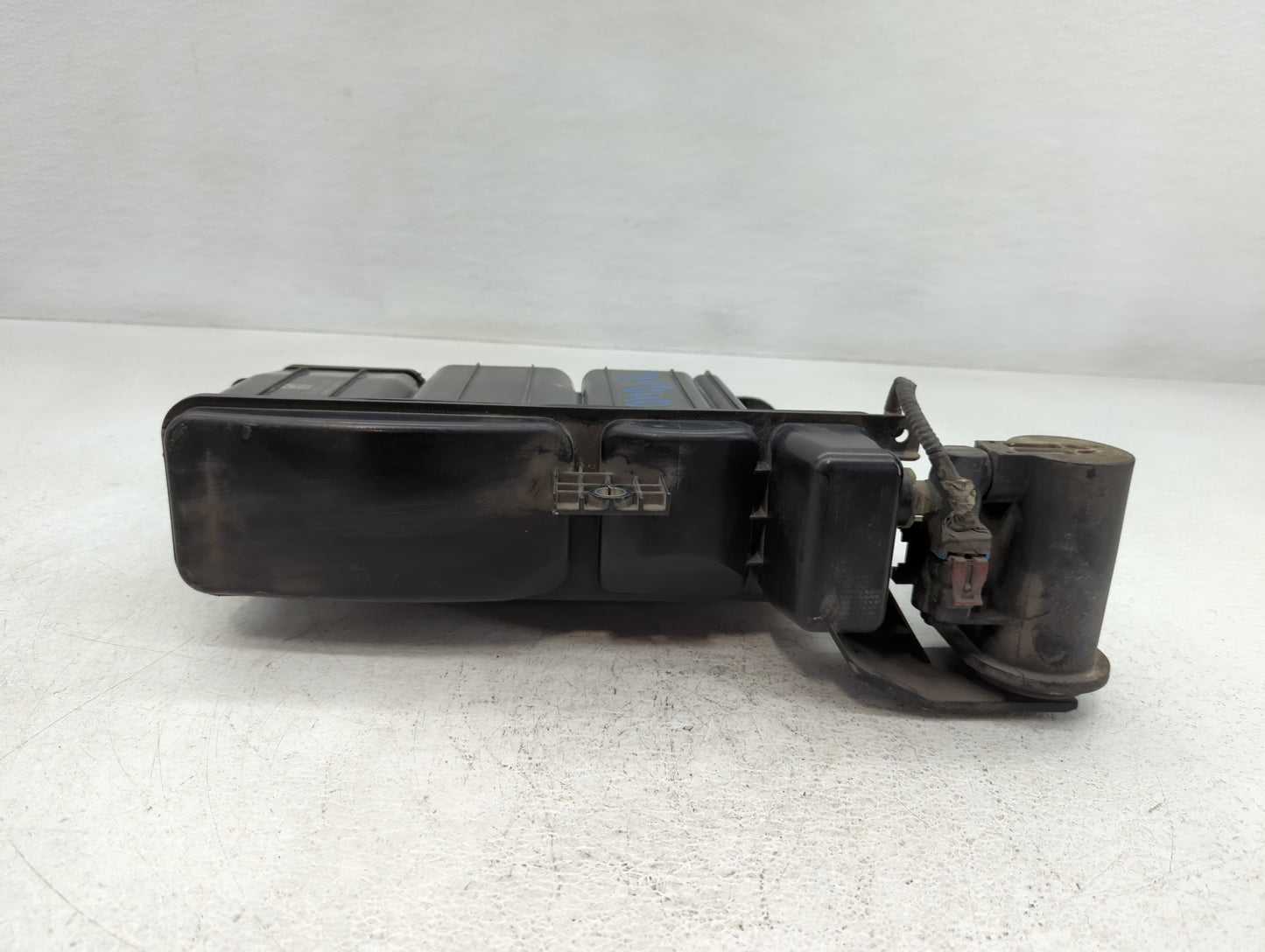 2018 Hyundai Elantra Fuel Vapor Charcoal Canister 748527 - Oemusedautoparts1.com