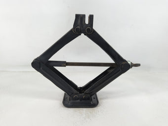 compare product 2018 Hyundai Elantra Spare Scissor Car Jack 748747