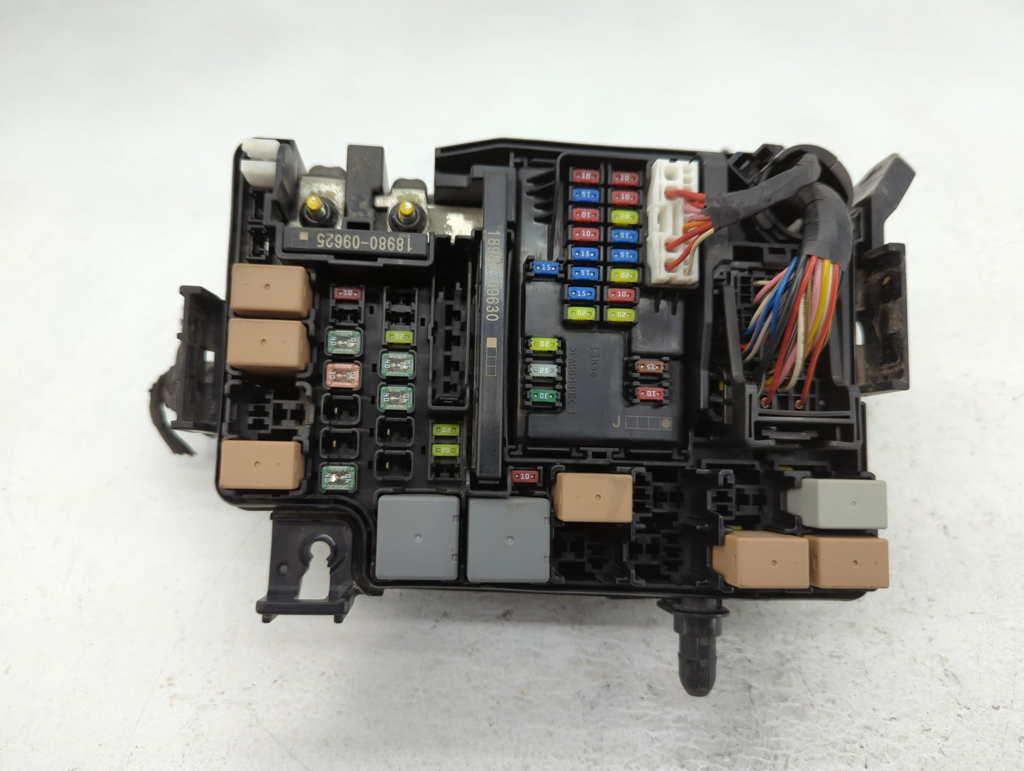 2018 Hyundai Elantra Fusebox Fuse Box Panel Relay Module P/N:91203 F2485C Fits OEM Used Auto Parts - Oemusedautoparts1.com