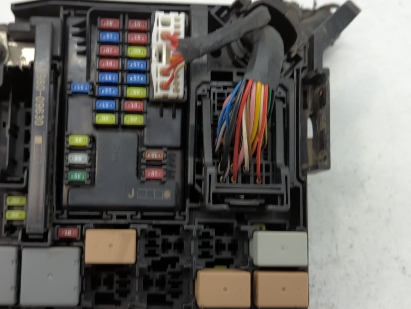 2018 Hyundai Elantra Fusebox Fuse Box Panel Relay Module P/N:91203 F2485C Fits OEM Used Auto Parts - Oemusedautoparts1.com