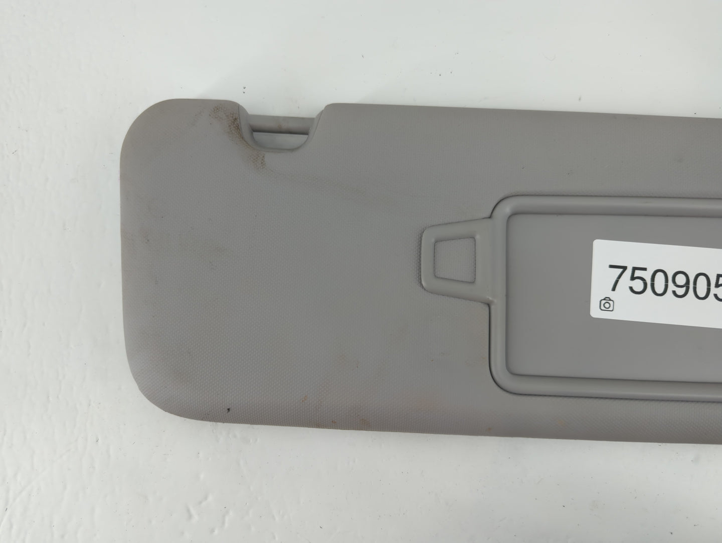 2017-2020 Hyundai Elantra Sun Visor Shade Replacement Passenger Right Mirror Fits Fits 2017 2018 2019 2020 OEM Used Auto Par