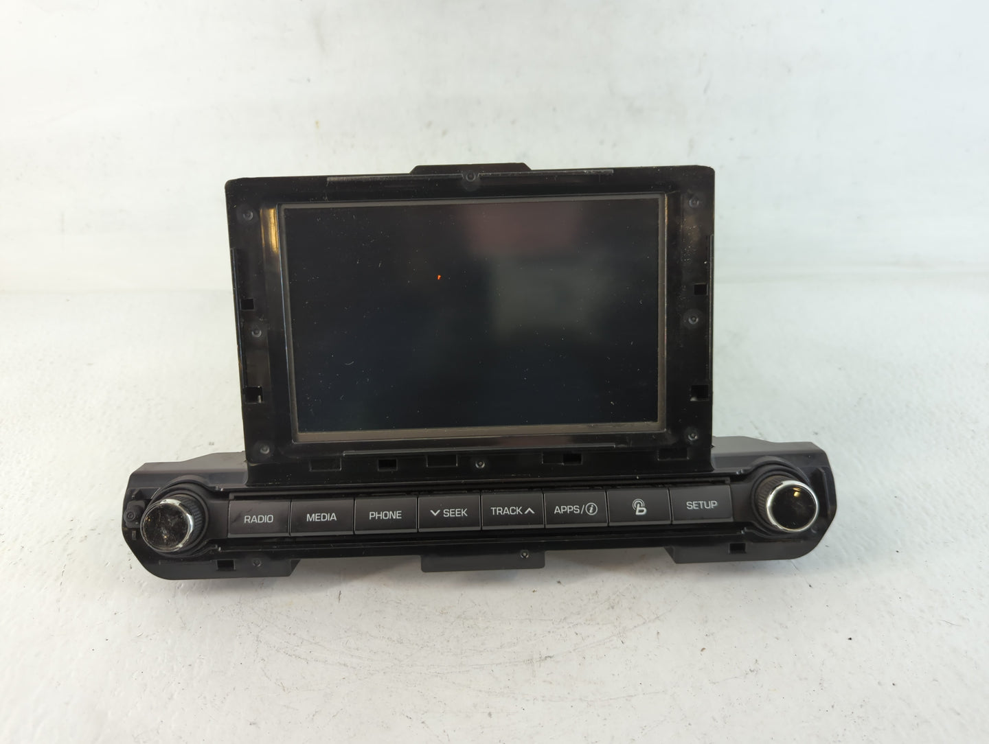 2017-2018 Hyundai Elantra Am Fm Cd Player Radio Receiver - Oemusedautoparts1.com