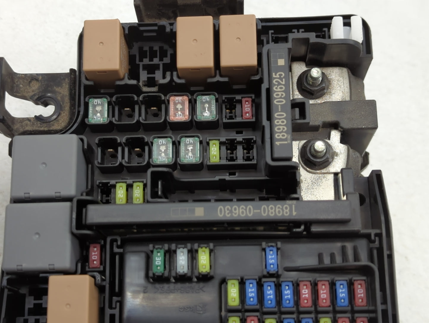 2018 Hyundai Elantra Fusebox Fuse Box Panel Relay Module P/N:91203 F2485A Fits OEM Used Auto Parts - Oemusedautoparts1.com