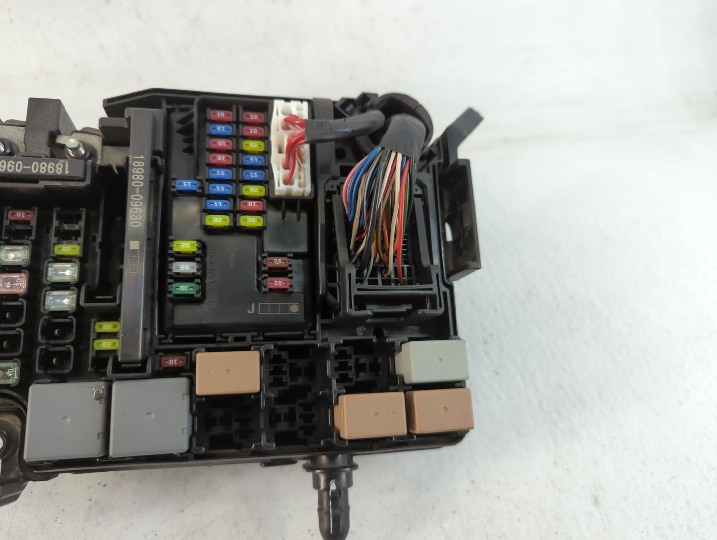 2018 Hyundai Elantra Fusebox Fuse Box Panel Relay Module P/N:91203 F2475C Fits OEM Used Auto Parts - Oemusedautoparts1.com