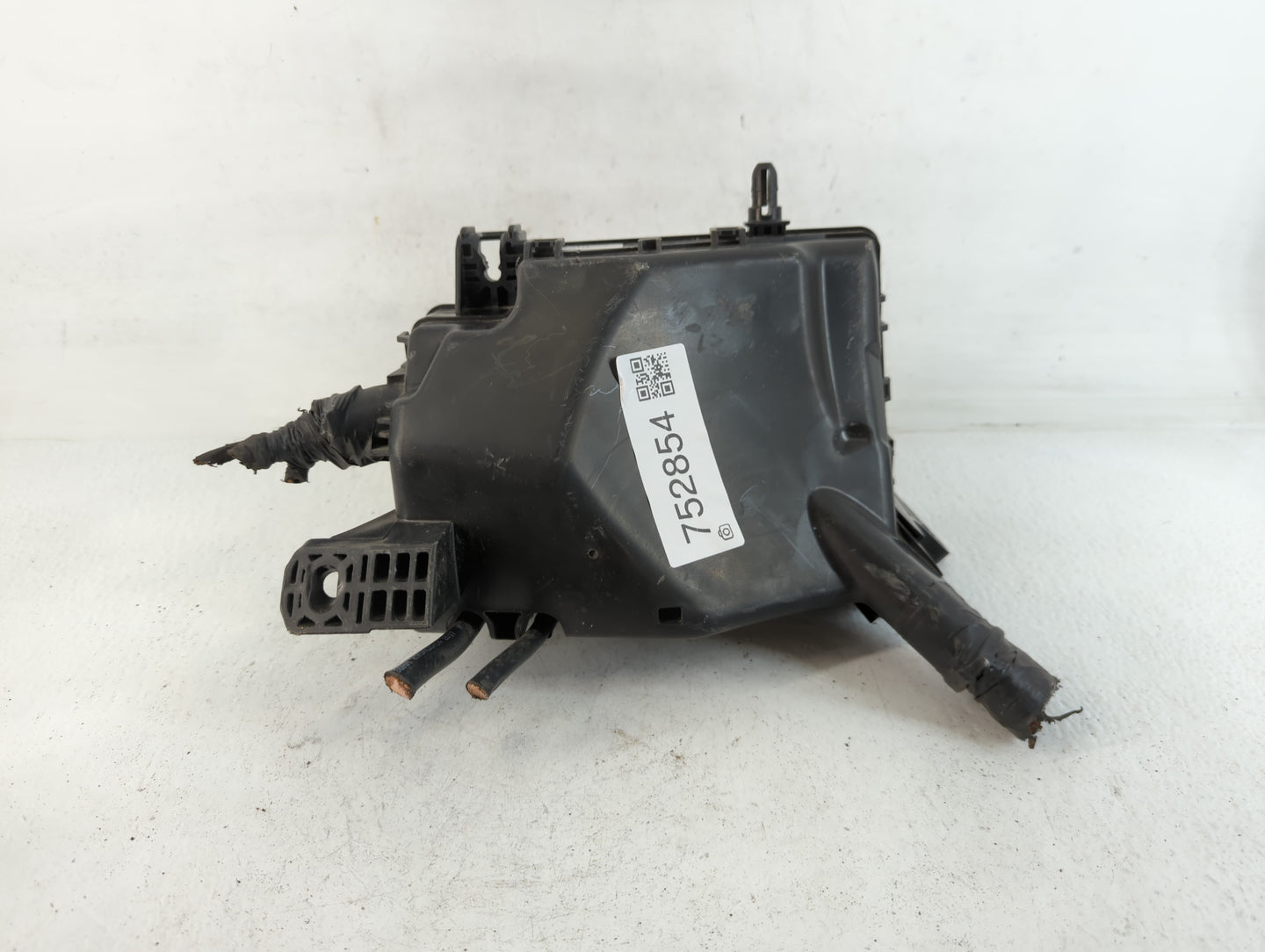 2018 Hyundai Elantra Fusebox Fuse Box Panel Relay Module P/N:91203 F2485C Fits OEM Used Auto Parts - Oemusedautoparts1.com