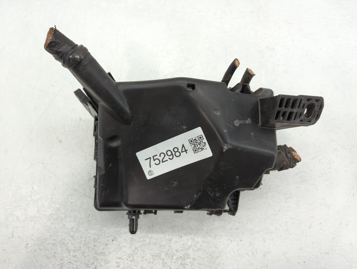 2018 Hyundai Elantra Fusebox Fuse Box Panel Relay Module P/N:91203 F2485A Fits OEM Used Auto Parts - Oemusedautoparts1.com