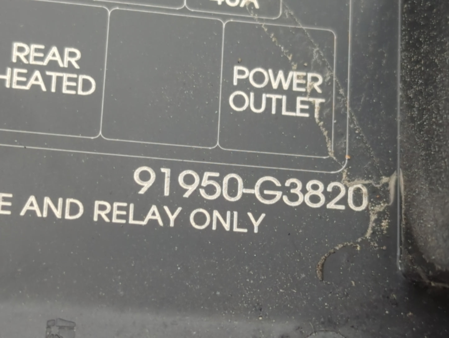 2018 Hyundai Elantra Fusebox Fuse Box Panel Relay Module P/N:91950-G3820 Fits OEM Used Auto Parts - Oemusedautoparts1.com