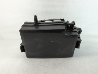 compare product 2018 Hyundai Elantra Fusebox Fuse Box Panel Relay Module P/N:91203-F2525C Fits OEM Used Auto Parts