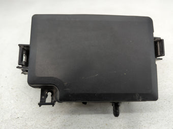 compare product 2018 Hyundai Elantra Fusebox Fuse Box Panel Relay Module P/N:VS91200F3525AB Fits OEM Used Auto Parts