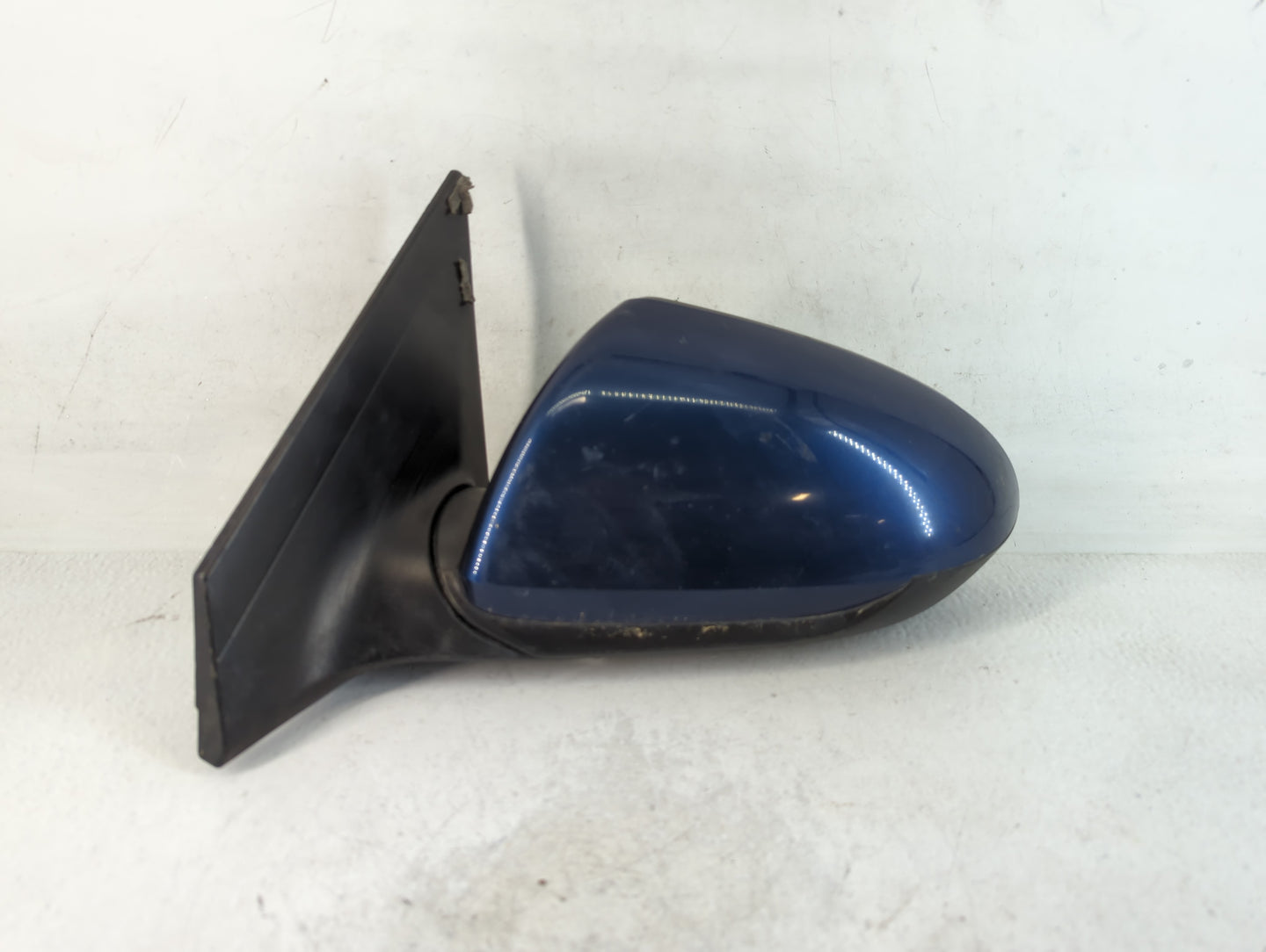 2017-2018 Hyundai Elantra Driver Side View Mirror - Left Door Mirror OEM Used - Oemusedautoparts1.com