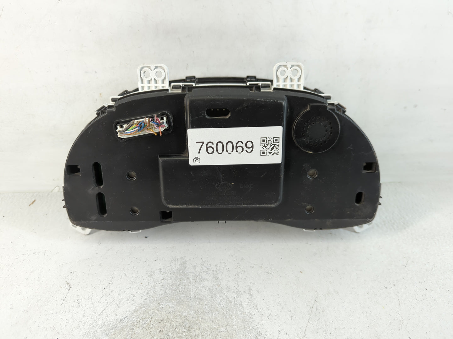 2017-2018 Hyundai Elantra Instrument Cluster Speedometer Gauges P/N:94001-F3011 Fits Fits 2017 2018 OEM Used Auto Parts - Oe