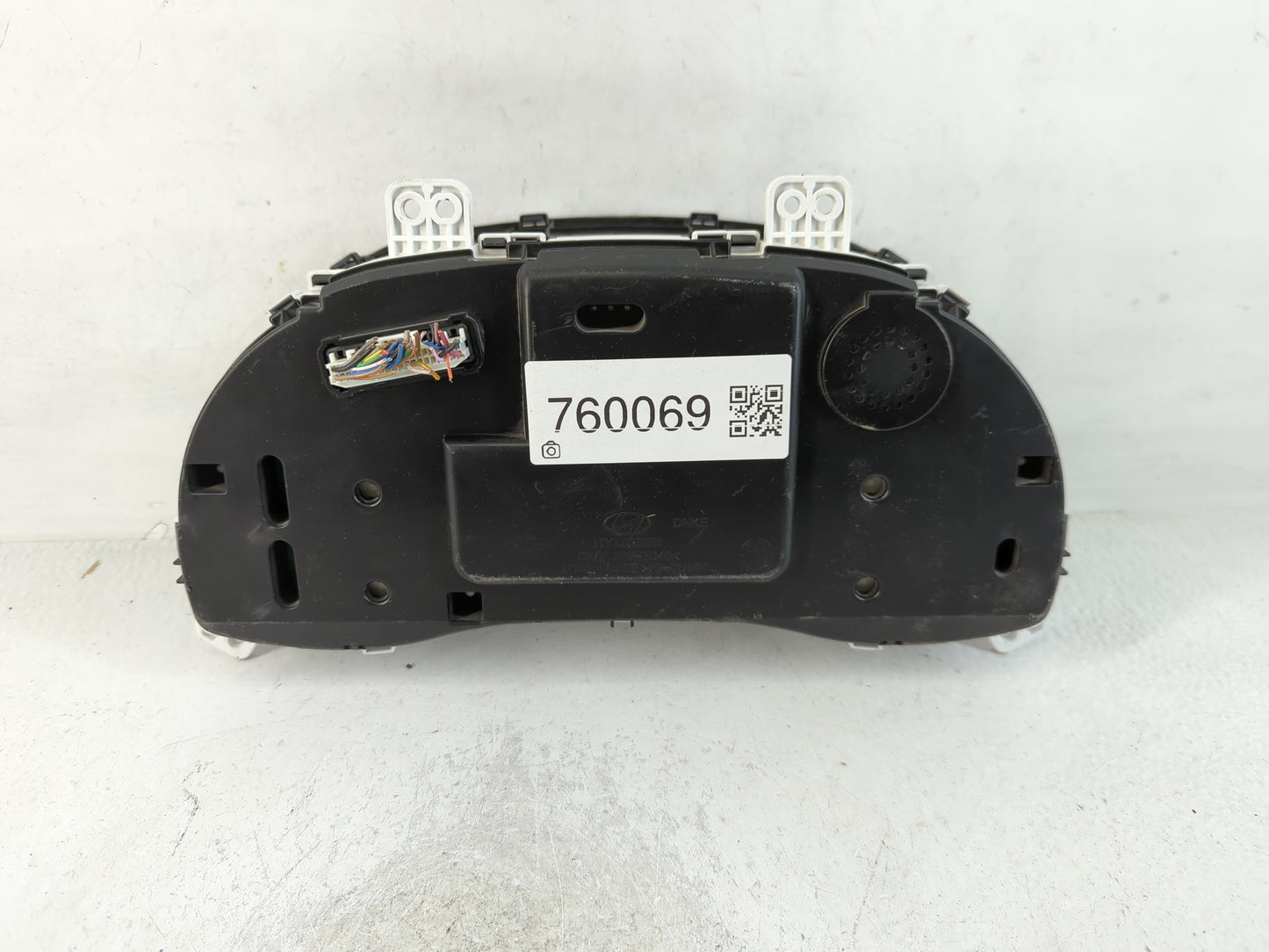 2017-2018 Hyundai Elantra Instrument Cluster Speedometer Gauges P/N:94001-F3011 Fits Fits 2017 2018 OEM Used Auto Parts - Oe