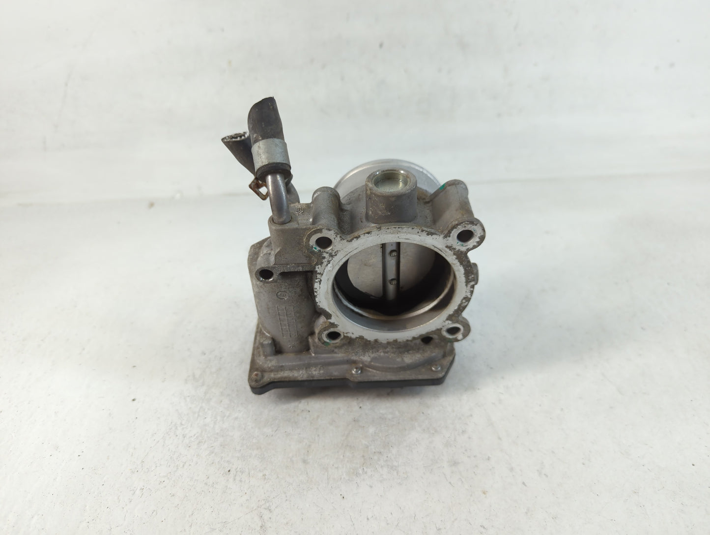 2011-2020 Hyundai Elantra Throttle Body P/N:35100-2E000 Fits Fits 2011 2012 2013 2014 2015 2016 2017 2018 2019 2020 2021 OEM