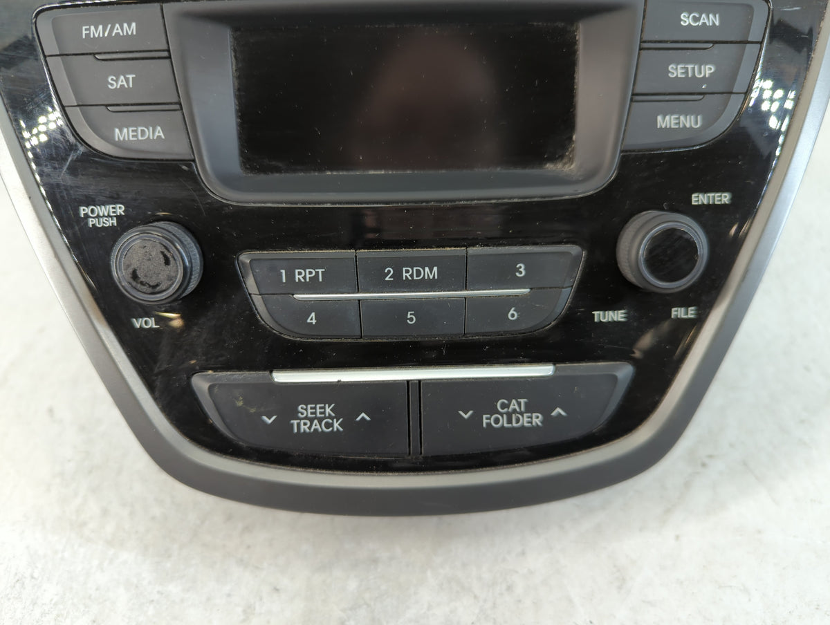 2017-2018 Hyundai Elantra Am Fm Cd Player Radio Receiver 761680 - Oemusedautoparts1.com