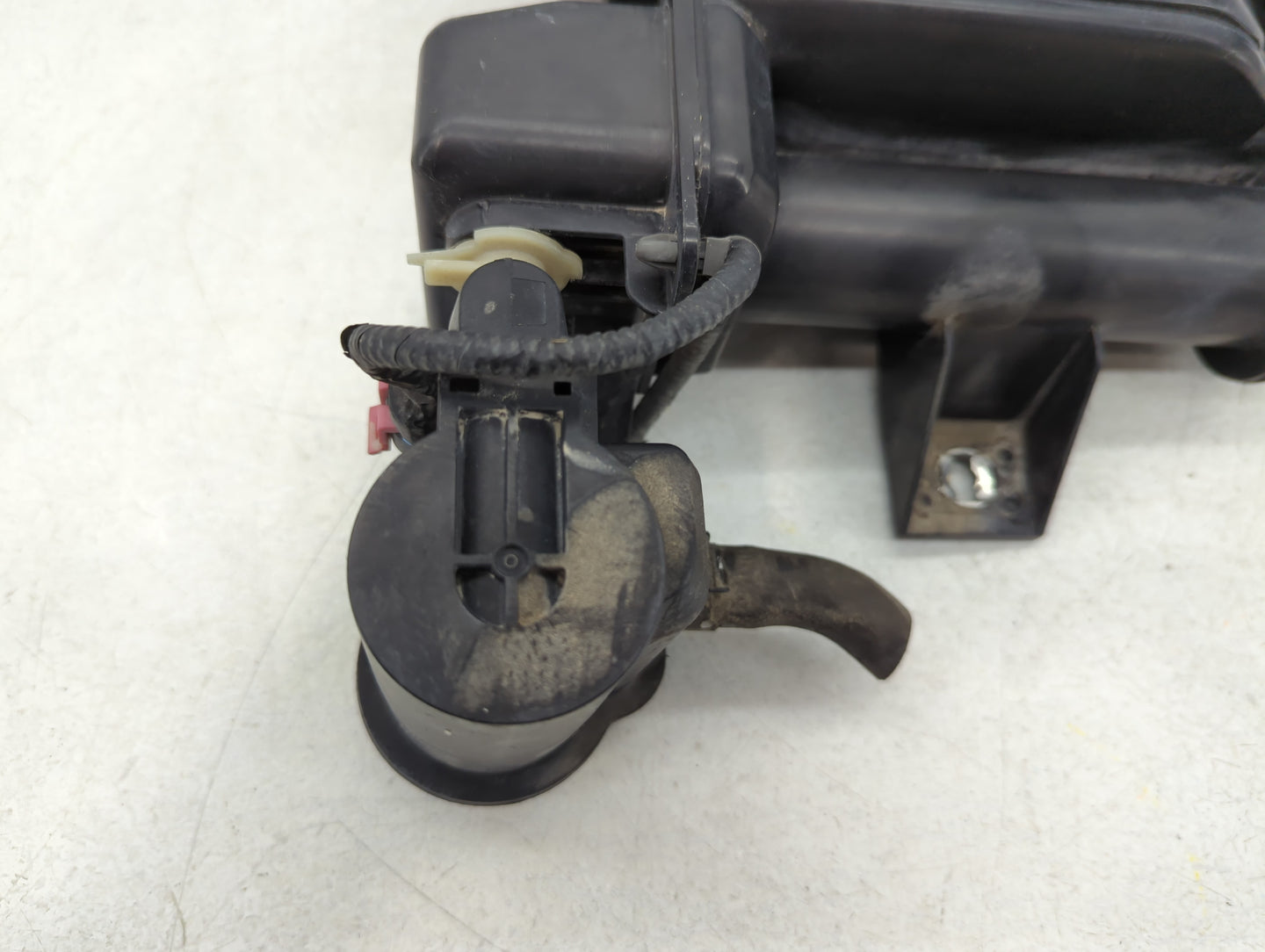 2018 Hyundai Elantra Fuel Vapor Charcoal Canister - Oemusedautoparts1.com