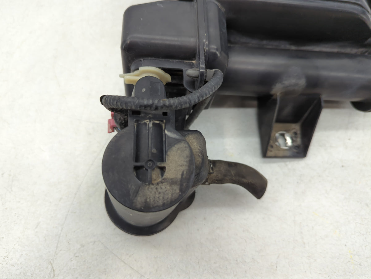 2018 Hyundai Elantra Fuel Vapor Charcoal Canister 761772 - Oemusedautoparts1.com