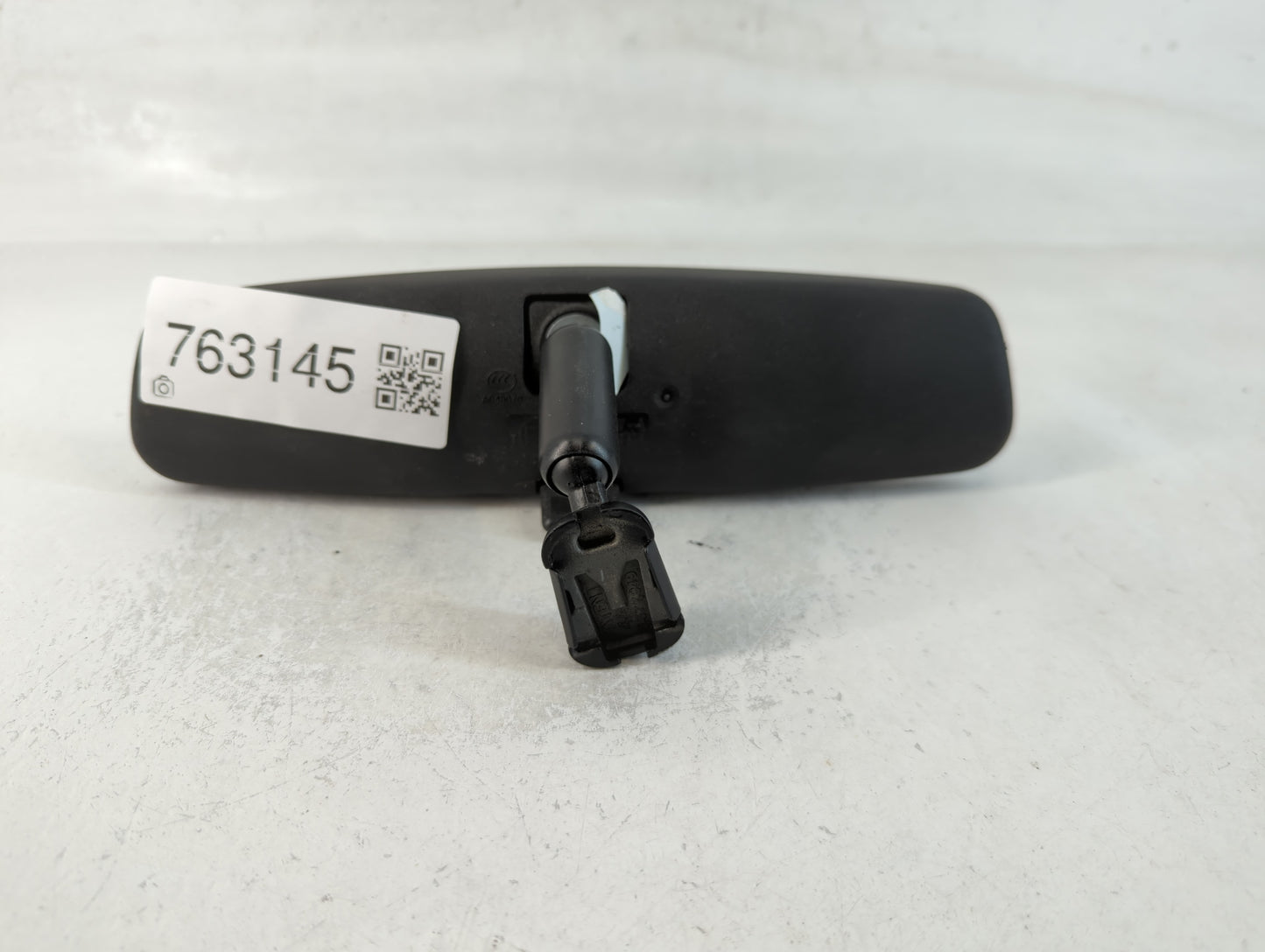 2017-2018 Hyundai Elantra Interior Rear View Mirror Replacement OEM P/N:IE8011083 Fits OEM Used Auto Parts - Oemusedautopart