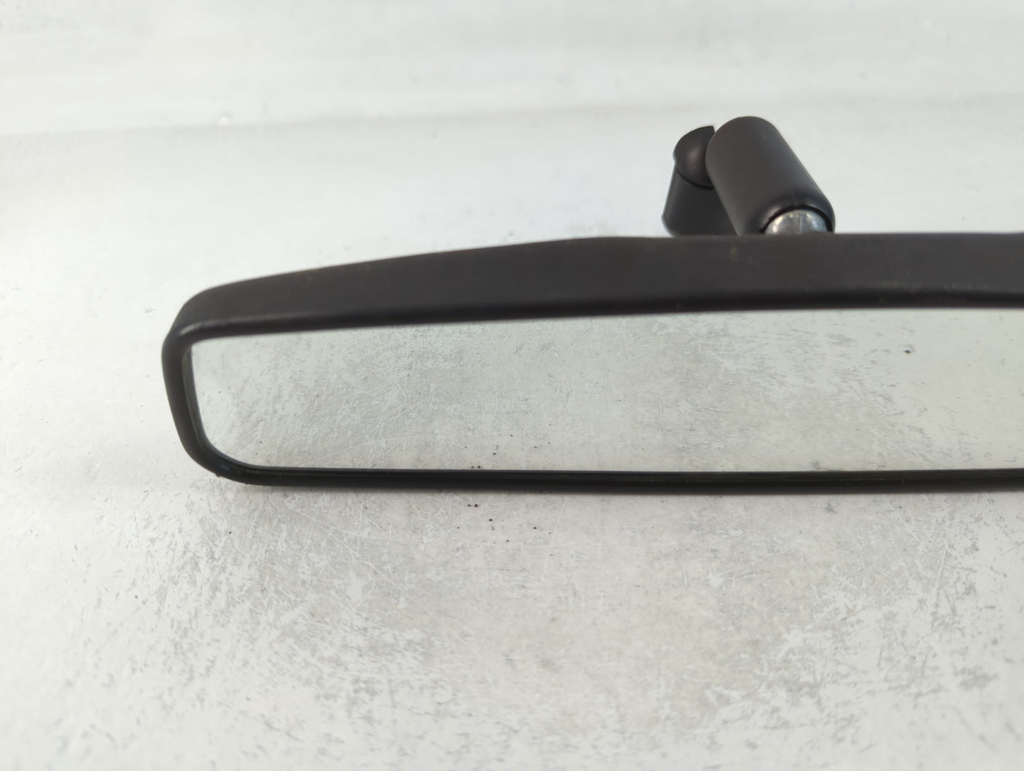 2017-2018 Hyundai Elantra Interior Rear View Mirror Replacement OEM P/N:IE8011083 Fits OEM Used Auto Parts - Oemusedautopart