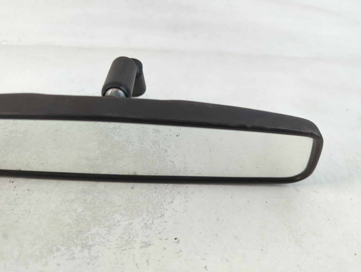 2017-2018 Hyundai Elantra Interior Rear View Mirror Replacement OEM P/N:IE8011083 Fits OEM Used Auto Parts - Oemusedautopart