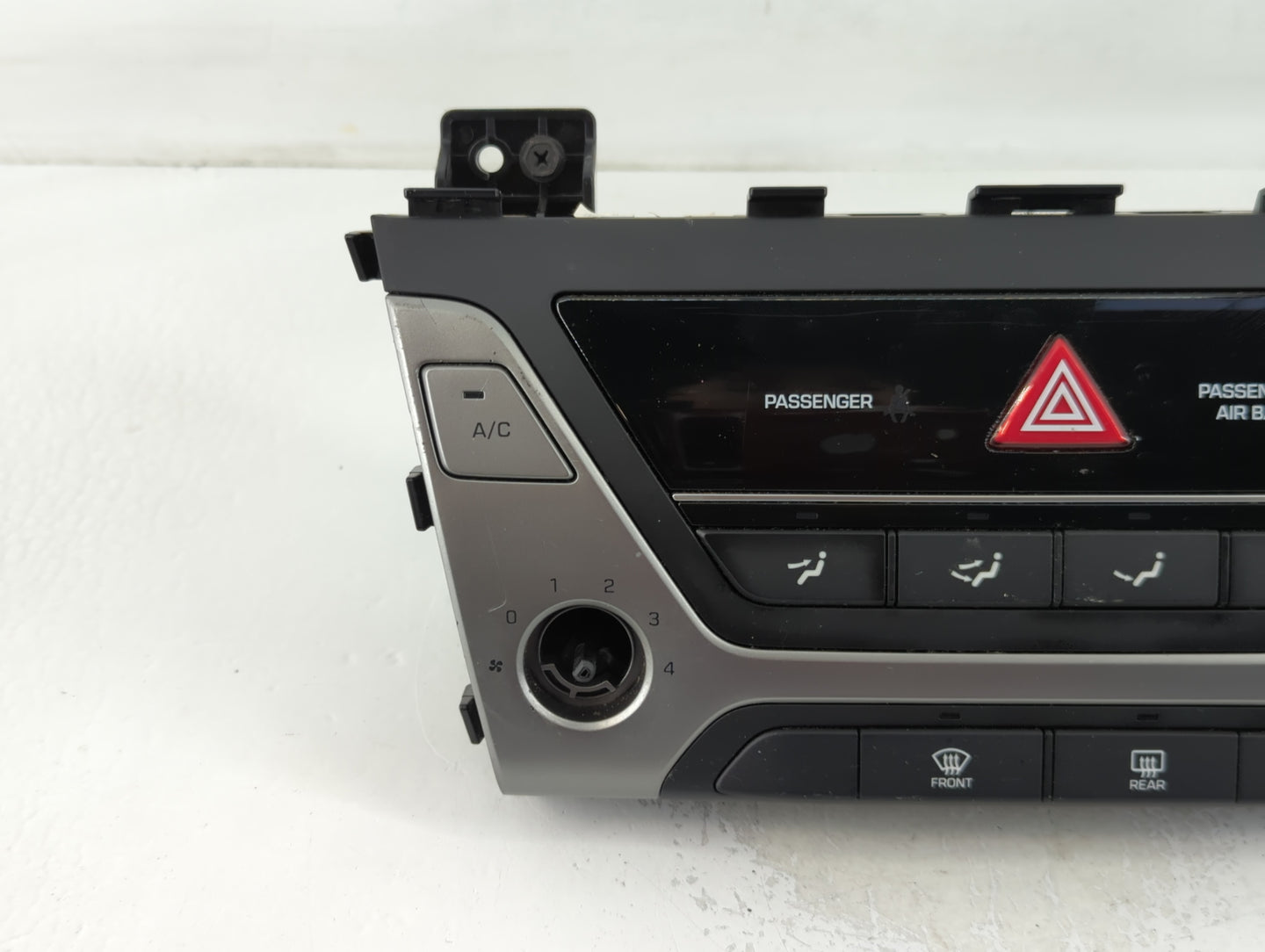 2017-2018 Hyundai Elantra Climate Control Module Temperature AC/Heater Replacement P/N:97250-F20624X Fits Fits 2017 2018 OEM