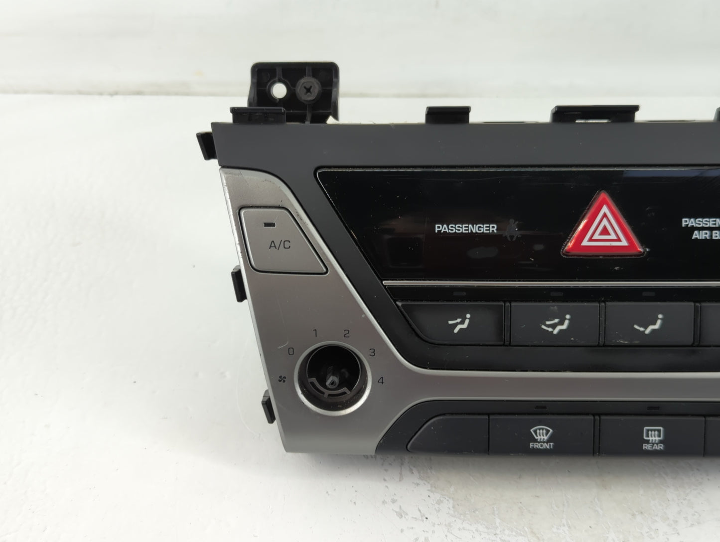 2017-2018 Hyundai Elantra Climate Control Module Temperature AC/Heater Replacement P/N:97250-F20624X Fits Fits 2017 2018 OEM