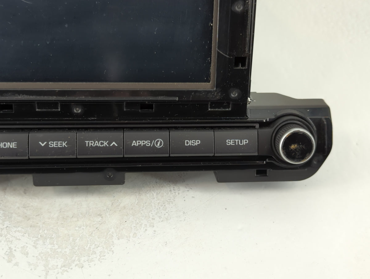 2017-2018 Hyundai Elantra Am Fm Cd Player Radio Receiver 771125 - Oemusedautoparts1.com