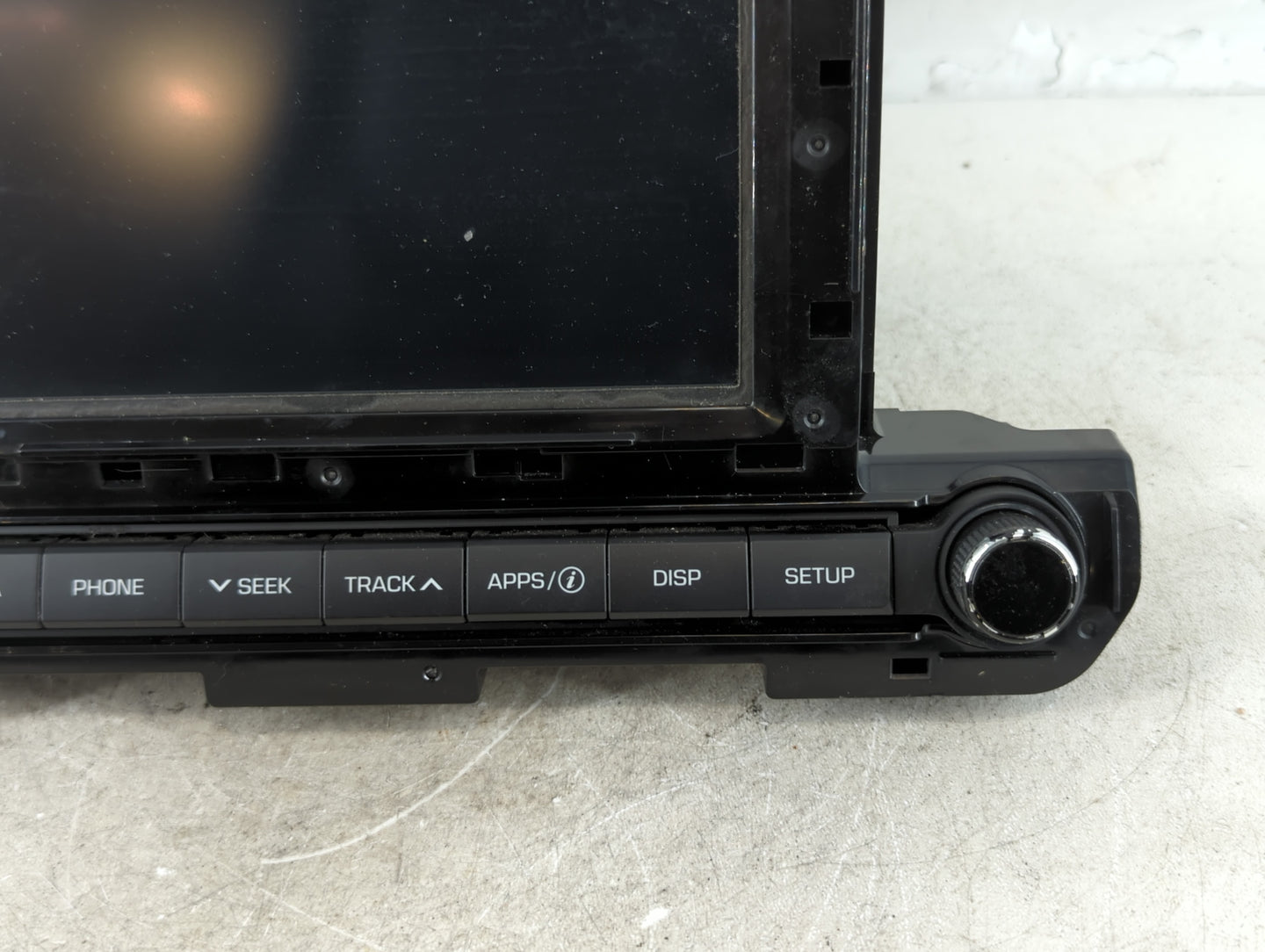 2017-2018 Hyundai Elantra Radio AM FM Cd Player Receiver Replacement P/N:96160-F2101UAT Fits Fits 2017 2018 OEM Used Auto Pa