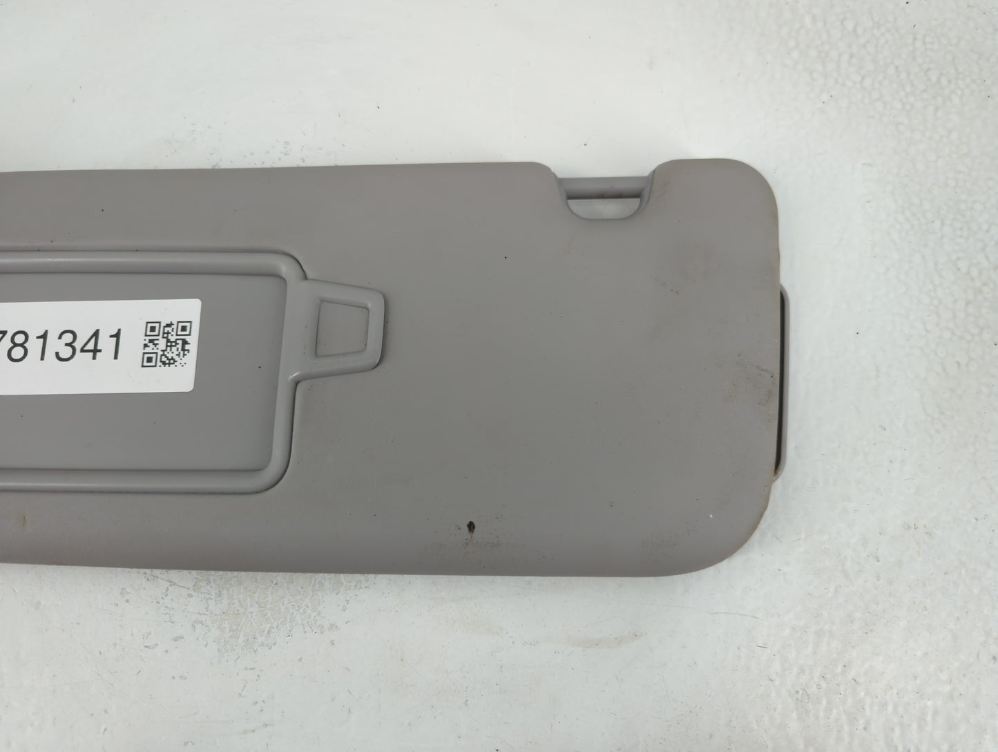 2017-2020 Hyundai Elantra Sun Visor Shade Replacement Driver Left Mirror Fits Fits 2017 2018 2019 2020 OEM Used Auto Parts -