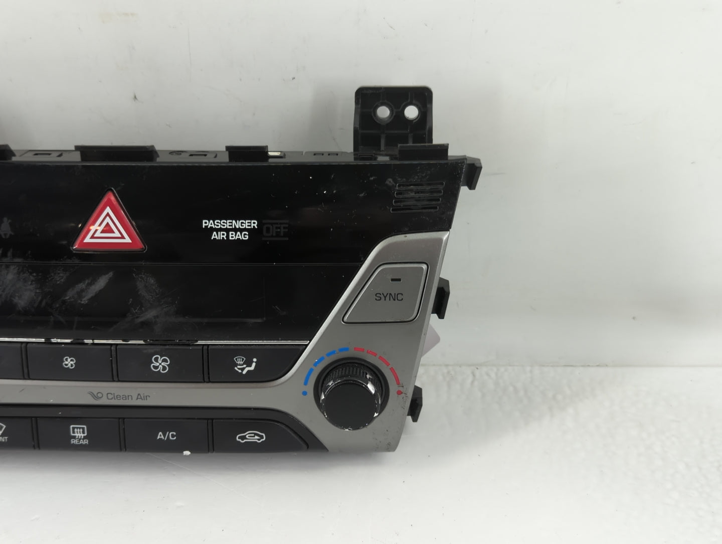 2017-2018 Hyundai Elantra Climate Control Module Temperature AC/Heater Replacement P/N:97250-F2231RET Fits Fits 2017 2018 OE