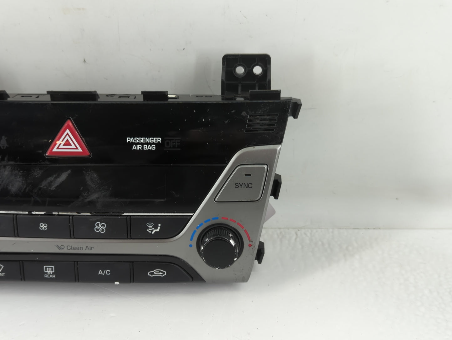 2017-2018 Hyundai Elantra Climate Control Module Temperature AC/Heater Replacement P/N:97250-F2231RET Fits Fits 2017 2018 OE