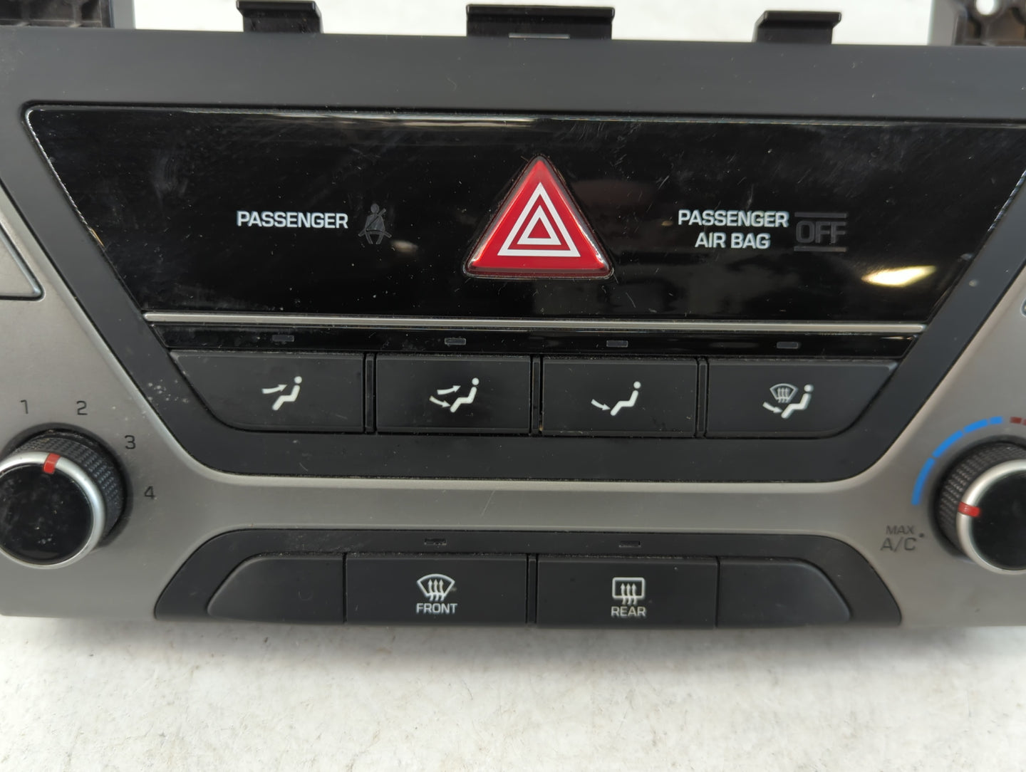 2017-2018 Hyundai Elantra Climate Control Module Temperature AC/Heater Replacement P/N:97250-F20624X Fits Fits 2017 2018 OEM