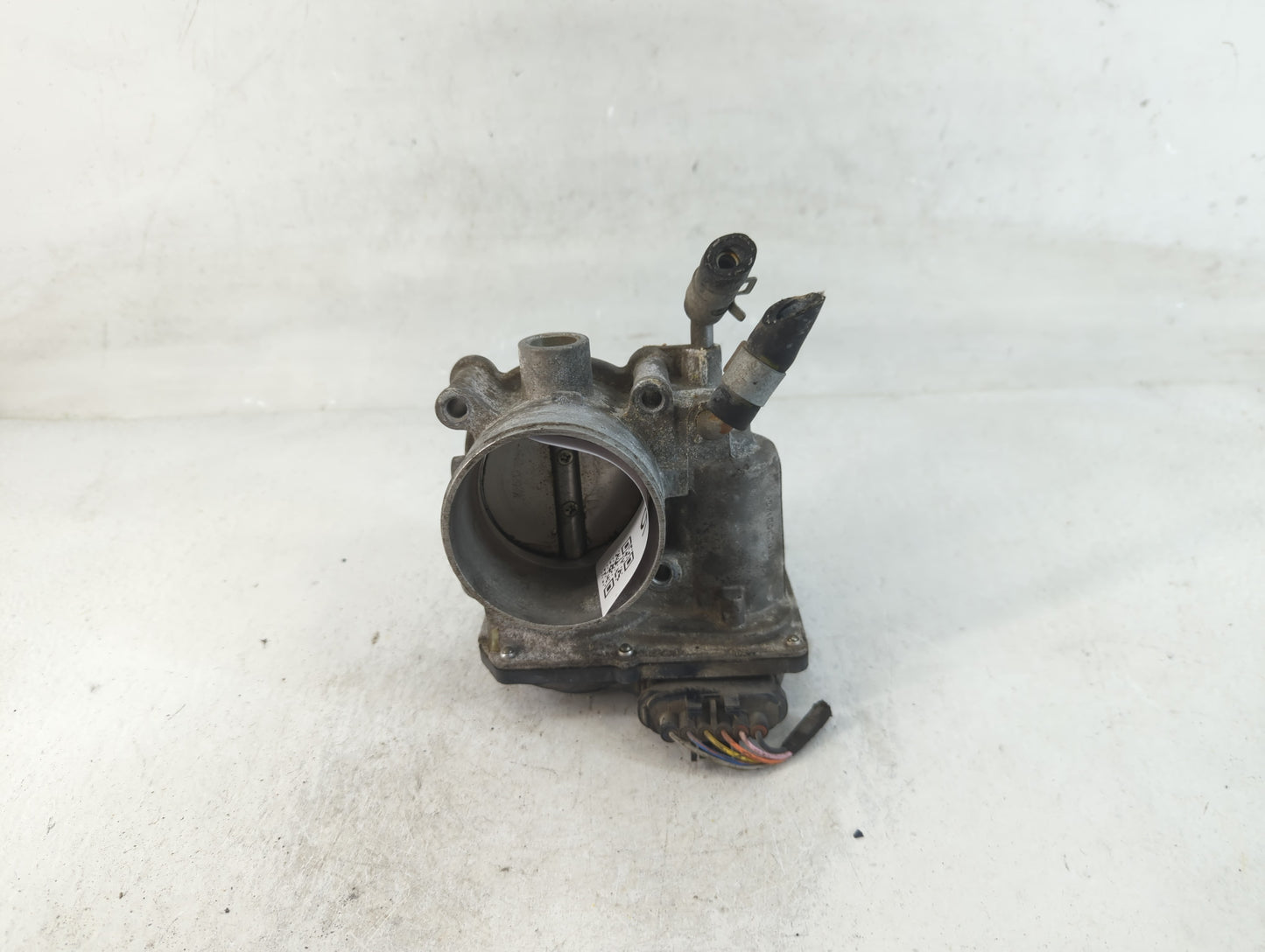 2011-2020 Hyundai Elantra Throttle Body P/N:35100-2E000 Fits Fits 2011 2012 2013 2014 2015 2016 2017 2018 2019 2020 2021 OEM