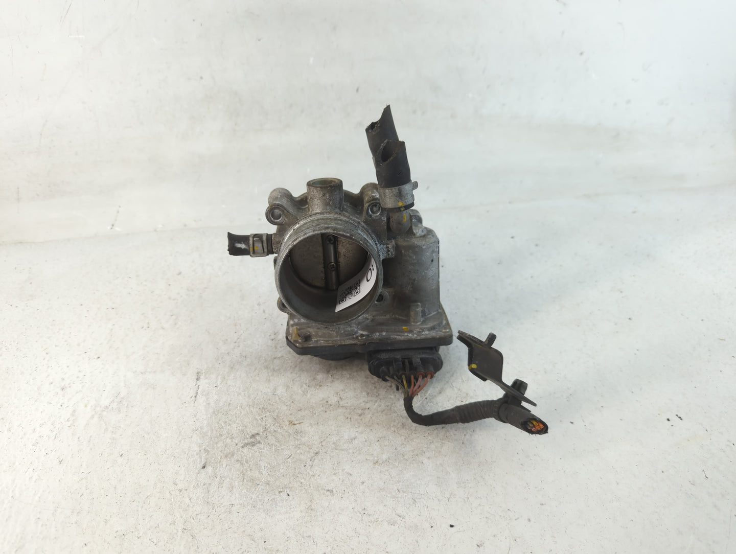 2017-2020 Hyundai Elantra Throttle Body P/N:35100-2B340 Fits Fits 2015 2016 2017 2018 2019 2020 2021 2022 OEM Used Auto Part