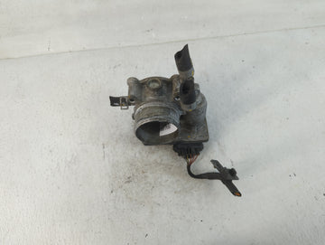 2017-2020 Hyundai Elantra Throttle Body P/N:35100-2B340 Fits Fits 2015 2016 2017 2018 2019 2020 2021 2022 OEM Used Auto Parts
